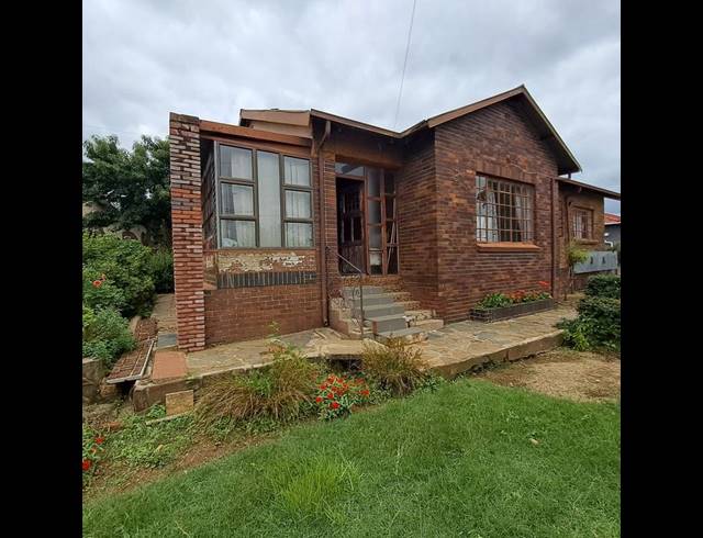 3 BEDROOM HOUSE FOR SALE IN HAMBERG